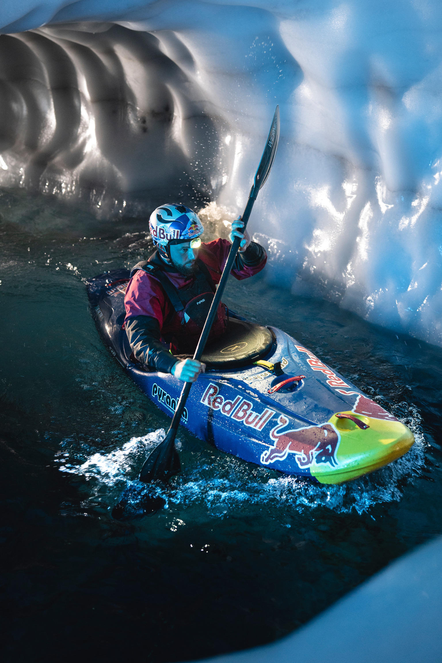 Red Bull Werbespot im Natureispalast